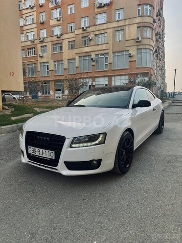 Audi A5-3