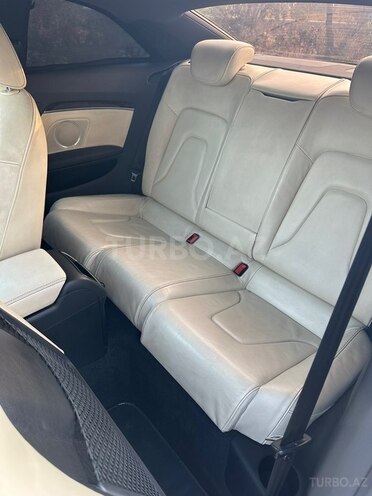 Audi A5-13