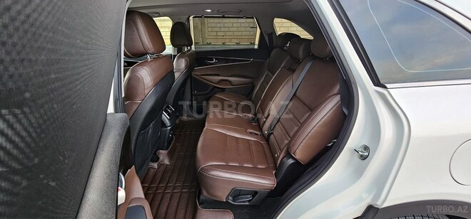 Kia Sorento-15