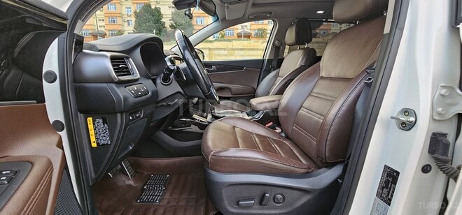 Kia Sorento-14
