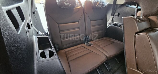 Kia Sorento-16