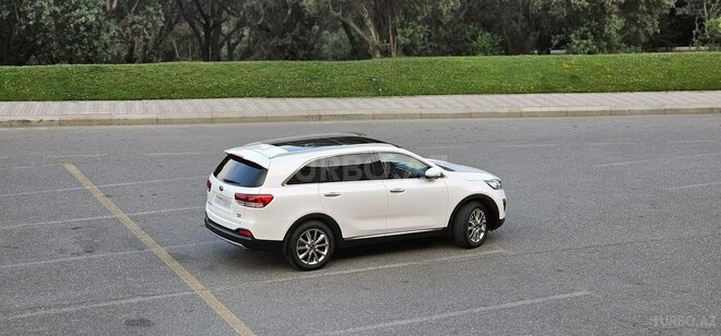 Kia Sorento-19