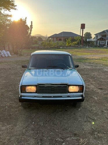 LADA (VAZ) 2107-1