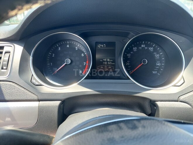 Volkswagen Jetta-7