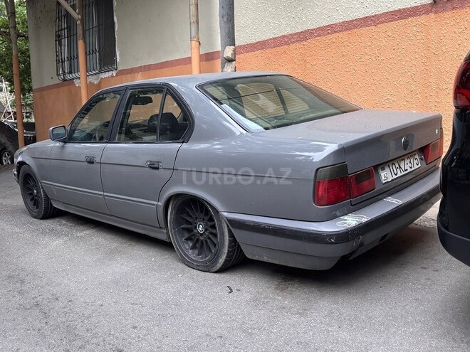 BMW 520-6