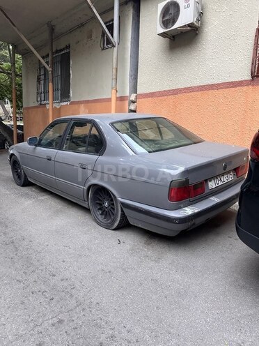 BMW 520-4