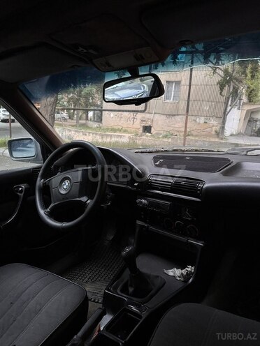 BMW 520-3