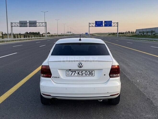 Volkswagen Polo-4