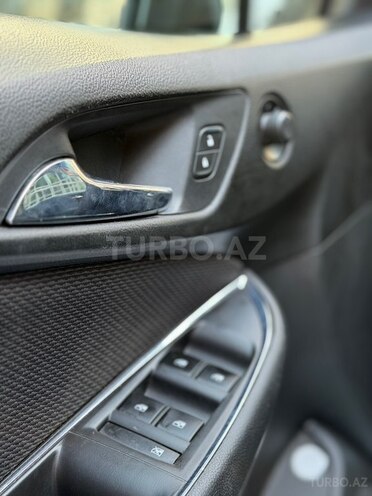 Chevrolet Cruze-8
