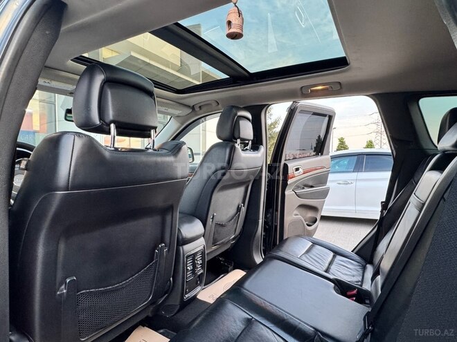 Jeep Grand Cherokee-23