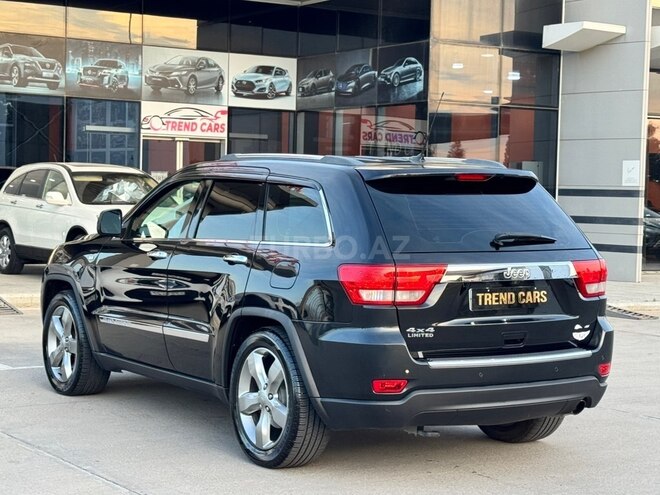 Jeep Grand Cherokee-9
