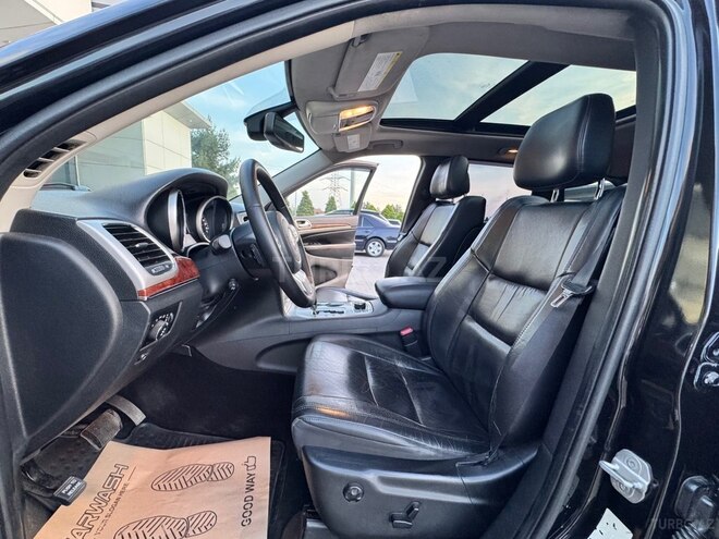 Jeep Grand Cherokee-14