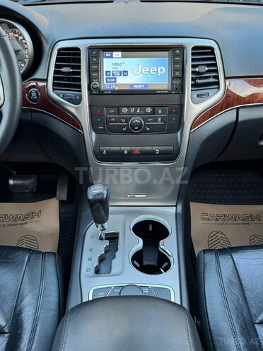 Jeep Grand Cherokee-20