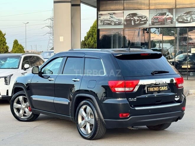 Jeep Grand Cherokee-5