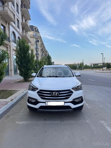 Hyundai Santa Fe-1