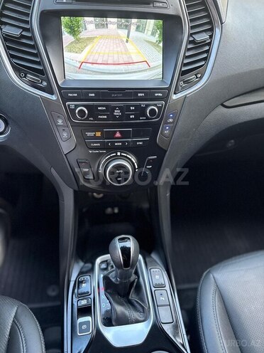 Hyundai Santa Fe-18