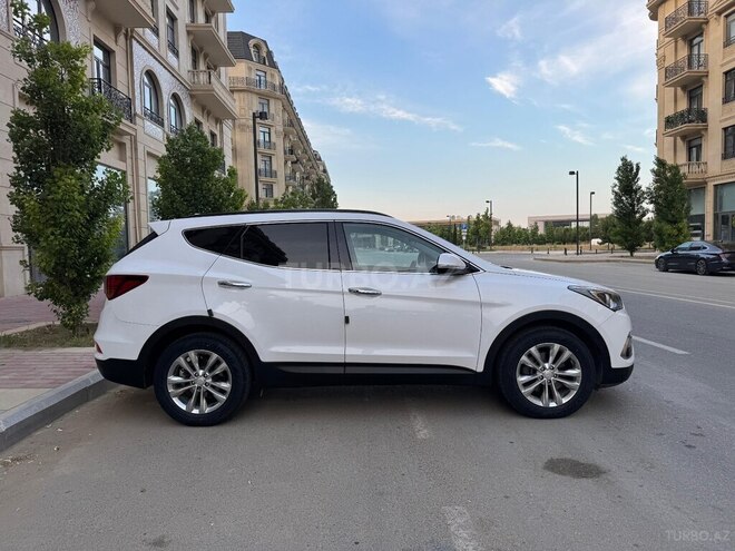 Hyundai Santa Fe-11