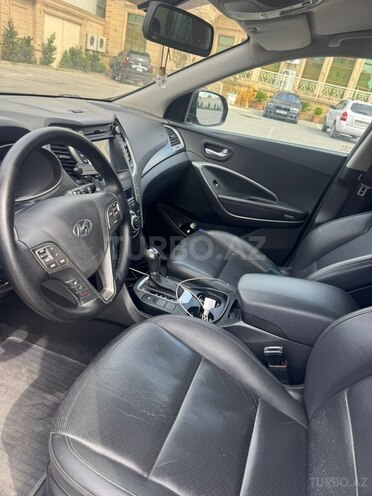 Hyundai Santa Fe-4