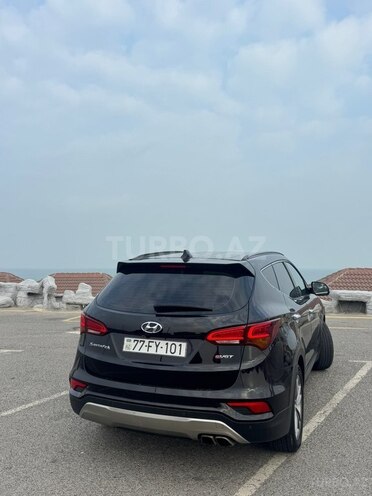 Hyundai Santa Fe-3