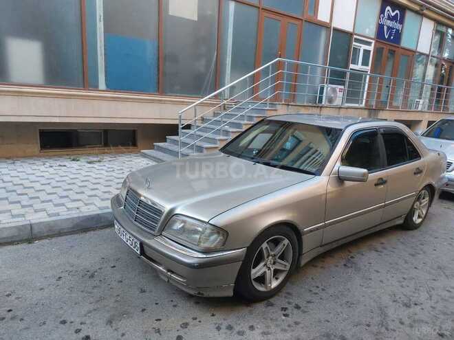 Mercedes C 180-3