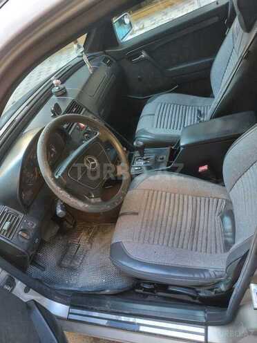 Mercedes C 180-8