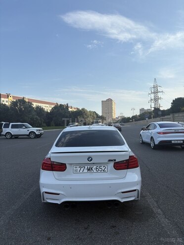 BMW 320-11