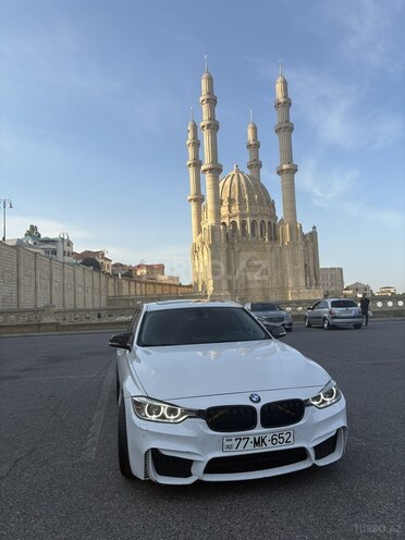 BMW 320-2