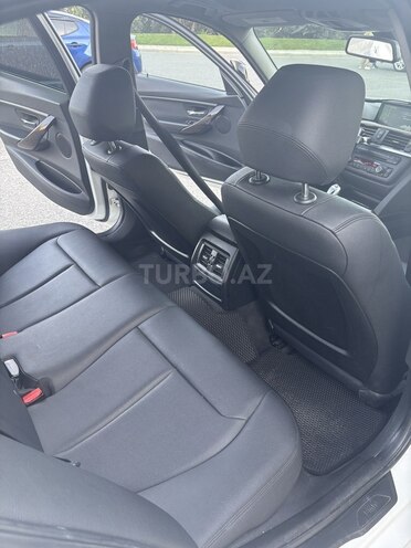 BMW 320-6