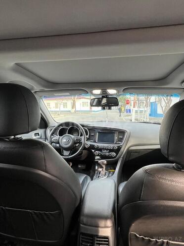 Kia K5-6