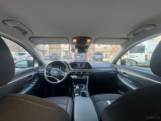 Hyundai Sonata-9