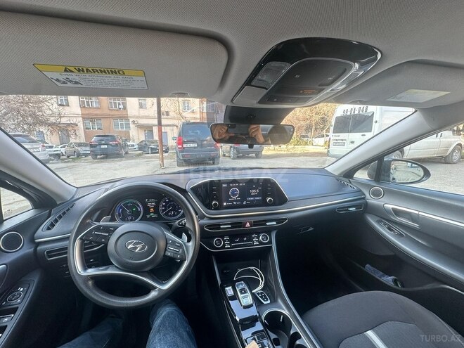 Hyundai Sonata-10