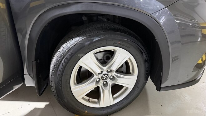 Toyota Highlander-14