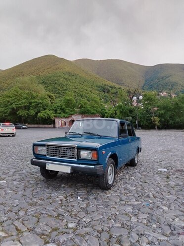 LADA (VAZ) 2107-1