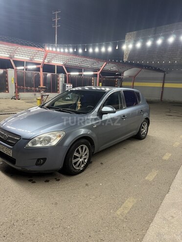 Kia Ceed-2