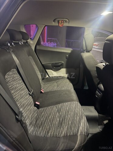 Kia Ceed-5