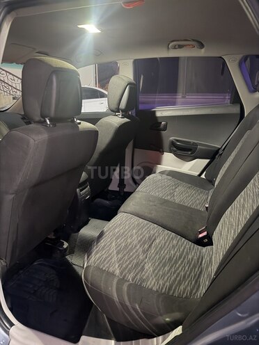 Kia Ceed-6