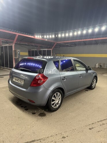 Kia Ceed-4