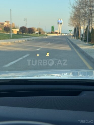 Mercedes E 200-12