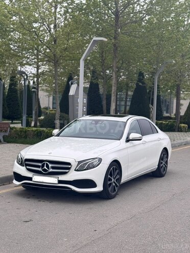 Mercedes E 200-7