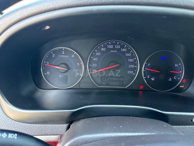 Hyundai Santa Fe-9