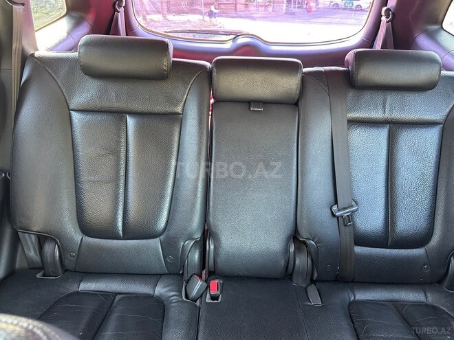Hyundai Santa Fe-6