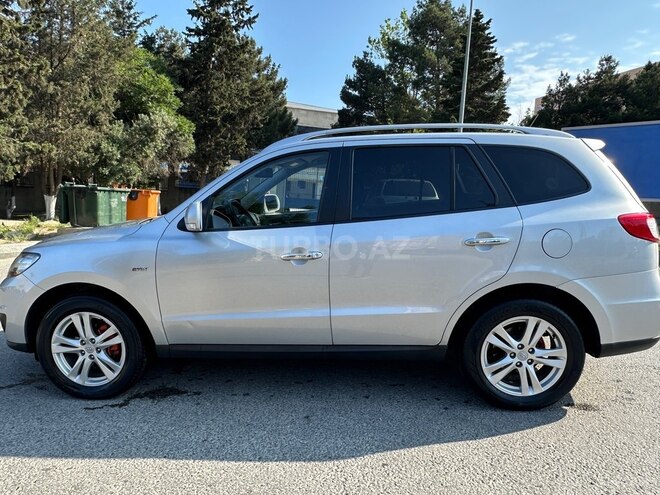 Hyundai Santa Fe-17