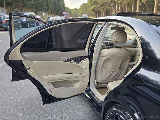 Mercedes E 240-8
