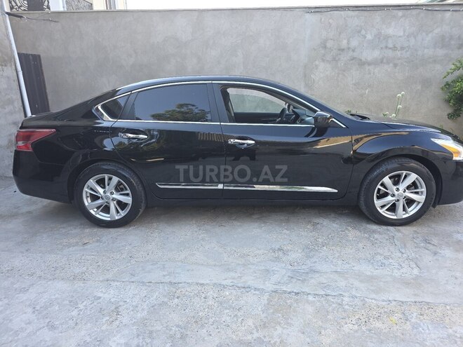 Nissan Altima-3
