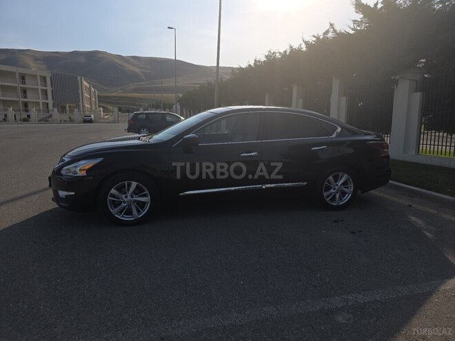 Nissan Altima-7