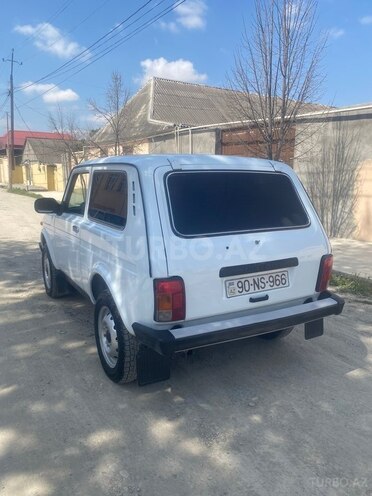LADA (VAZ) Niva-8