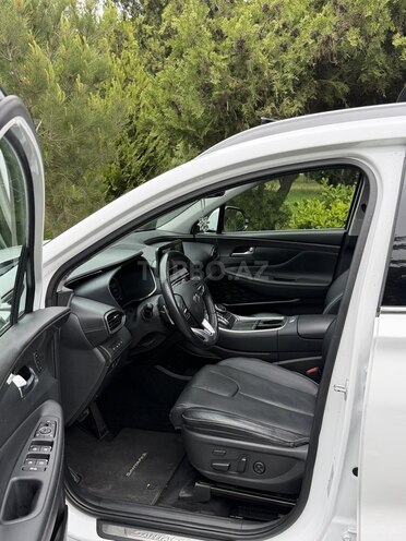 Hyundai Santa Fe-9