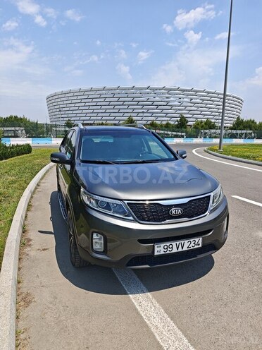 Kia Sorento-1