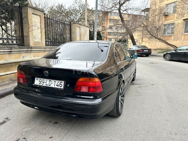 BMW 523-7