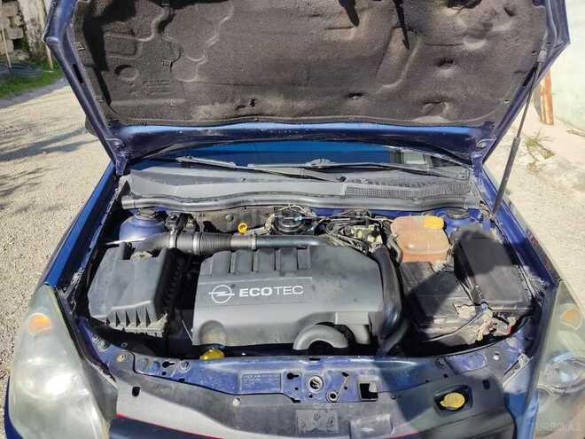 Opel Astra-11